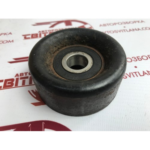 Ролик обвідний Kia Sorento 2.5CRDI 2002-2009 252864A000